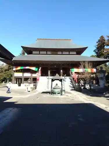 高蔵寺の本殿・本堂