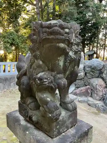 三明神社の狛犬