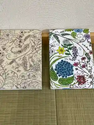 花柄
カラー・モノクロ