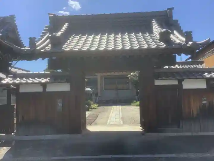 覚了寺の山門・神門