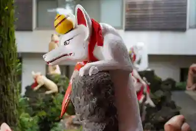 京濱伏見稲荷神社の狛犬