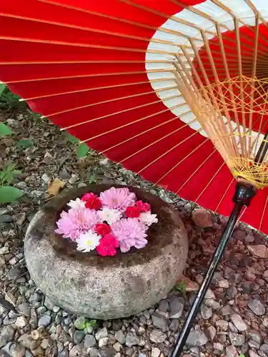 帯廣神社の庭園