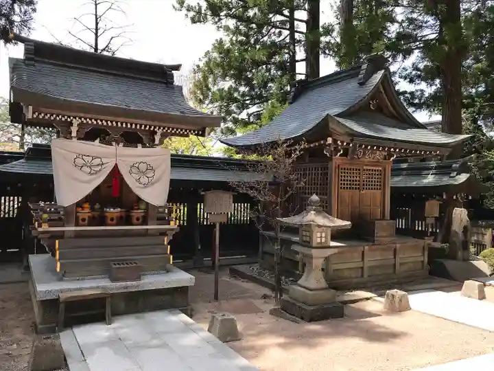 櫻山八幡宮の末社・摂社