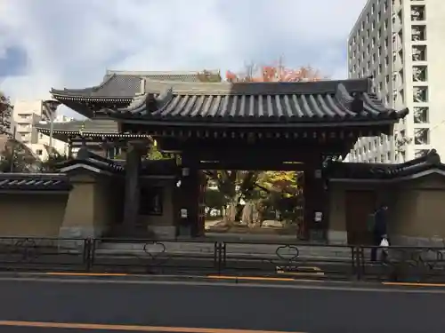 霊雲寺の山門