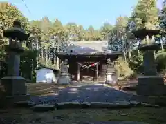 神明社の本殿