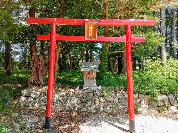 諏訪社(中志段味)の末社・摂社