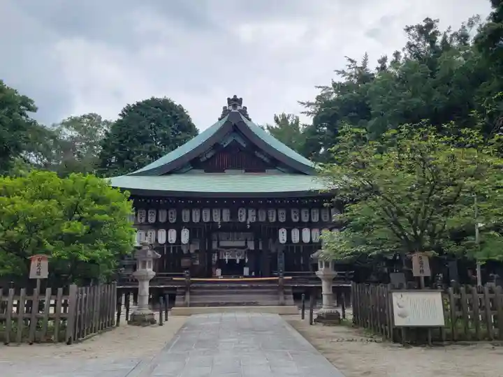 白峯神宮の本殿・本堂