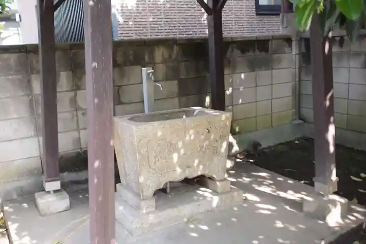 代田神社の手水舎