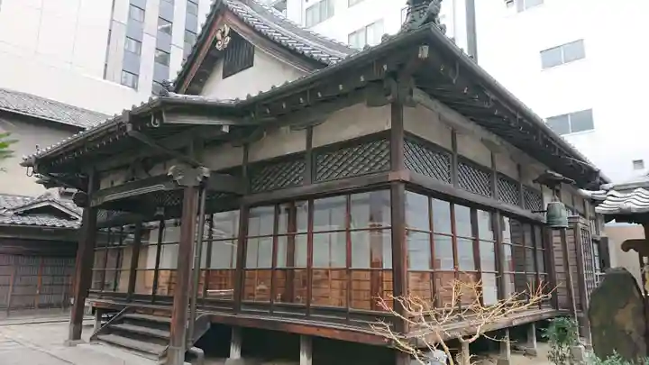 法清寺の本殿・本堂