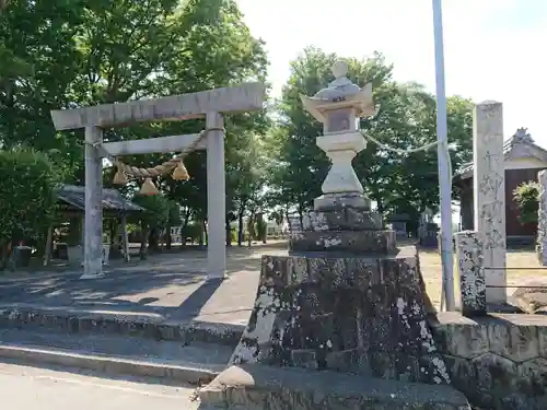 神明社の鳥居