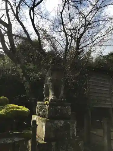 阿太加夜神社の狛犬