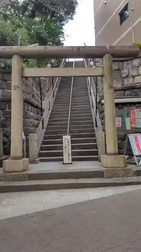 上目黒氷川神社の鳥居