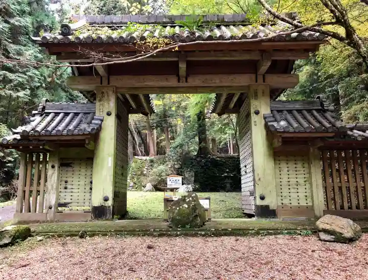 談山神社の山門・神門
