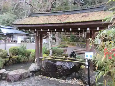 天河大辨財天社の手水舎