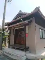 観音堂の本殿・本堂