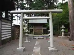 宇都母知神社の末社