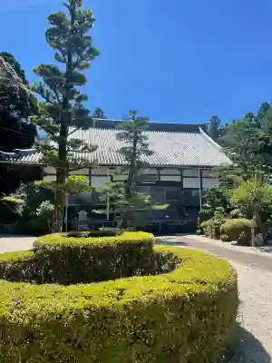 安楽寺の{uncategorized: "未分類", other: "その他", undefined: "問題あり", building: "その他建物", grave: "お墓", sacred_gate: "鳥居", guardian: "狛犬", statue: "像", buddha: "仏像", history: "歴史", nature: "自然", garden: "庭園", animal: "動物", pagoda: "塔", temizu: "手水舎", mountain_gate: "山門・神門", sanctuary: "本殿・本堂", subordinate: "末社・摂社", art: "芸術", scenery: "景色", jizo: "地蔵", ema: "絵馬", goshuin: "御朱印", omikuji: "おみくじ", items: "授与品その他", amulet: "お守り", goshuincho: "御朱印帳", eats: "食事", festival: "お祭り", votive_dance: "神楽", shichigosan: "七五三参", wedding: "結婚式", experience: "体験その他", initially: "初詣", around: "周辺", anti_infection: "感染症対策"}