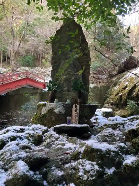 小滝不動尊のその他建物