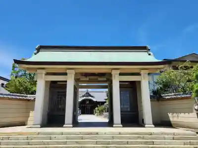 柿本神社の山門・神門