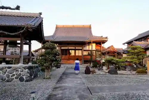 廓然寺の本殿・本堂