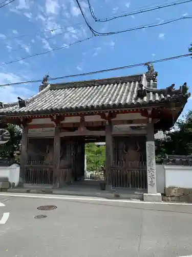 穴太寺の山門・神門