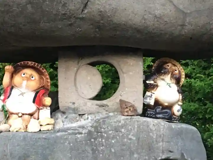 飯生神社の狛犬