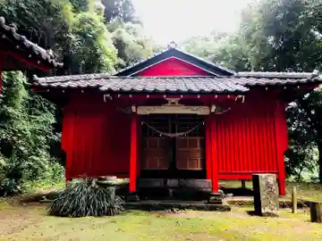 鬼丸神社の本殿・本堂