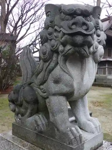 聖神社の狛犬