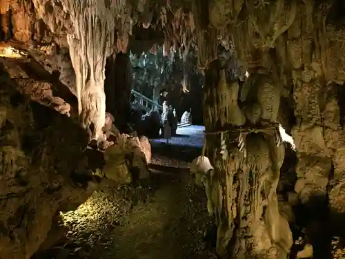 普天満宮の建物その他