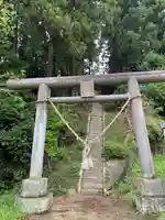 東泉箒根神社の鳥居