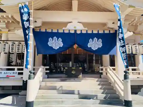 岡山神社の本殿