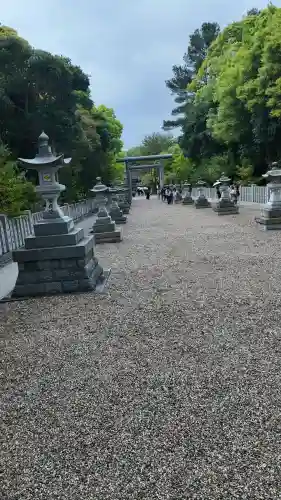 伊弉諾神宮の{uncategorized: "未分類", other: "その他", undefined: "問題あり", building: "その他建物", grave: "お墓", sacred_gate: "鳥居", guardian: "狛犬", statue: "像", buddha: "仏像", history: "歴史", nature: "自然", garden: "庭園", animal: "動物", pagoda: "塔", temizu: "手水舎", mountain_gate: "山門・神門", sanctuary: "本殿・本堂", subordinate: "末社・摂社", art: "芸術", scenery: "景色", jizo: "地蔵", ema: "絵馬", goshuin: "御朱印", omikuji: "おみくじ", items: "授与品その他", amulet: "お守り", goshuincho: "御朱印帳", eats: "食事", festival: "お祭り", votive_dance: "神楽", shichigosan: "七五三参", wedding: "結婚式", experience: "体験その他", initially: "初詣", around: "周辺", anti_infection: "感染症対策"}