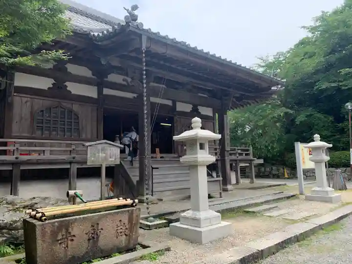 微妙寺の本殿・本堂
