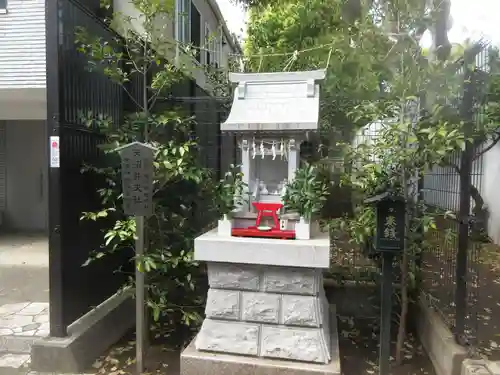 天沼弁天社（天沼八幡神社境外社）(東京都)