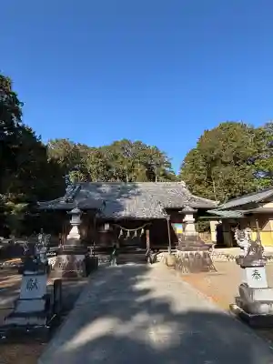 冨士浅間宮の{uncategorized: "未分類", other: "その他", undefined: "問題あり", building: "その他建物", grave: "お墓", sacred_gate: "鳥居", guardian: "狛犬", statue: "像", buddha: "仏像", history: "歴史", nature: "自然", garden: "庭園", animal: "動物", pagoda: "塔", temizu: "手水舎", mountain_gate: "山門・神門", sanctuary: "本殿・本堂", subordinate: "末社・摂社", art: "芸術", scenery: "景色", jizo: "地蔵", ema: "絵馬", goshuin: "御朱印", omikuji: "おみくじ", items: "授与品その他", amulet: "お守り", goshuincho: "御朱印帳", eats: "食事", festival: "お祭り", votive_dance: "神楽", shichigosan: "七五三参", wedding: "結婚式", experience: "体験その他", initially: "初詣", around: "周辺", anti_infection: "感染症対策"}