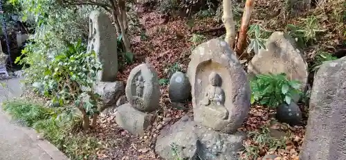 大崎八幡宮の像