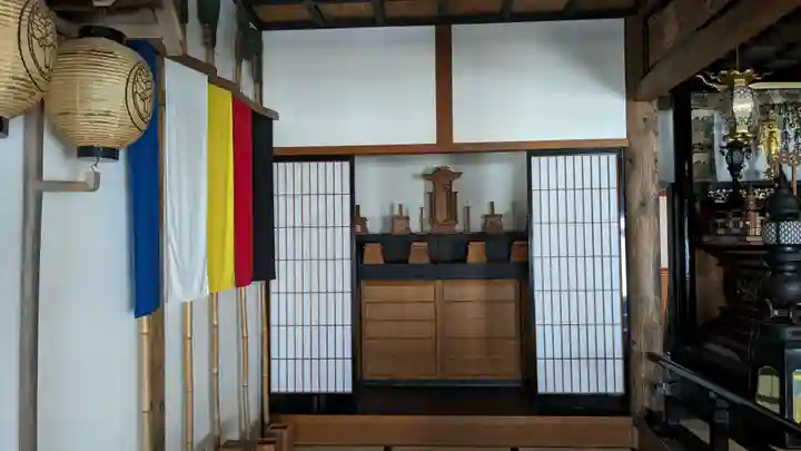 旧龍雲寺の本殿・本堂