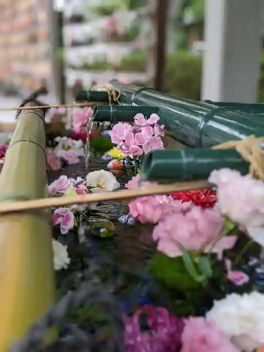 伊和志津神社の手水舎