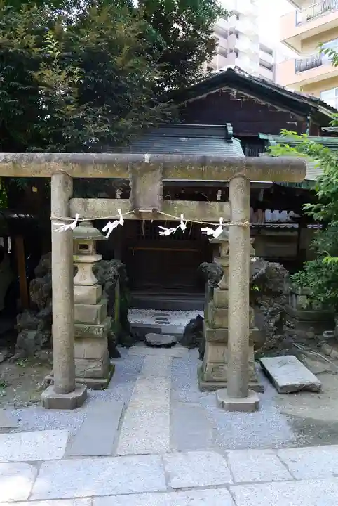 小野照崎神社の鳥居