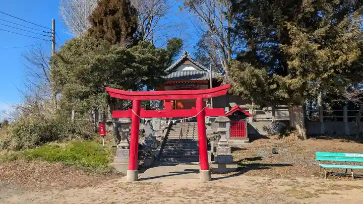 伊奈利神社の鳥居