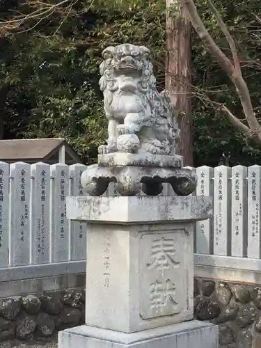 花岡神社の狛犬