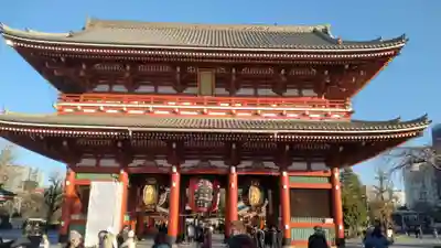 浅草寺の山門・神門
