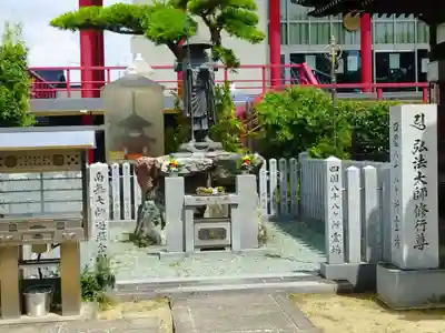 大聖勝軍寺の像