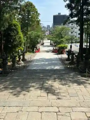仙台東照宮の{uncategorized: "未分類", other: "その他", undefined: "問題あり", building: "その他建物", grave: "お墓", sacred_gate: "鳥居", guardian: "狛犬", statue: "像", buddha: "仏像", history: "歴史", nature: "自然", garden: "庭園", animal: "動物", pagoda: "塔", temizu: "手水舎", mountain_gate: "山門・神門", sanctuary: "本殿・本堂", subordinate: "末社・摂社", art: "芸術", scenery: "景色", jizo: "地蔵", ema: "絵馬", goshuin: "御朱印", omikuji: "おみくじ", items: "授与品その他", amulet: "お守り", goshuincho: "御朱印帳", eats: "食事", festival: "お祭り", votive_dance: "神楽", shichigosan: "七五三参", wedding: "結婚式", experience: "体験その他", initially: "初詣", around: "周辺", anti_infection: "感染症対策"}