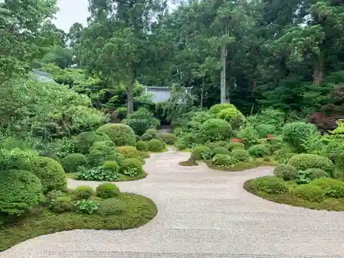 龍潭寺の庭園