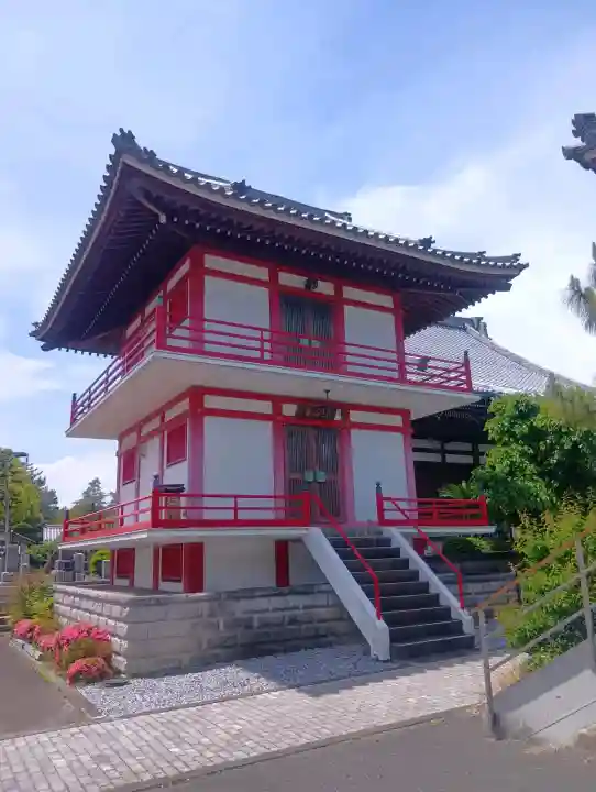 満福寺の{uncategorized: "未分類", other: "その他", undefined: "問題あり", building: "その他建物", grave: "お墓", sacred_gate: "鳥居", guardian: "狛犬", statue: "像", buddha: "仏像", history: "歴史", nature: "自然", garden: "庭園", animal: "動物", pagoda: "塔", temizu: "手水舎", mountain_gate: "山門・神門", sanctuary: "本殿・本堂", subordinate: "末社・摂社", art: "芸術", scenery: "景色", jizo: "地蔵", ema: "絵馬", goshuin: "御朱印", omikuji: "おみくじ", items: "授与品その他", amulet: "お守り", goshuincho: "御朱印帳", eats: "食事", festival: "お祭り", votive_dance: "神楽", shichigosan: "七五三参", wedding: "結婚式", experience: "体験その他", initially: "初詣", around: "周辺", anti_infection: "感染症対策"}
