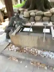 金山神社の手水