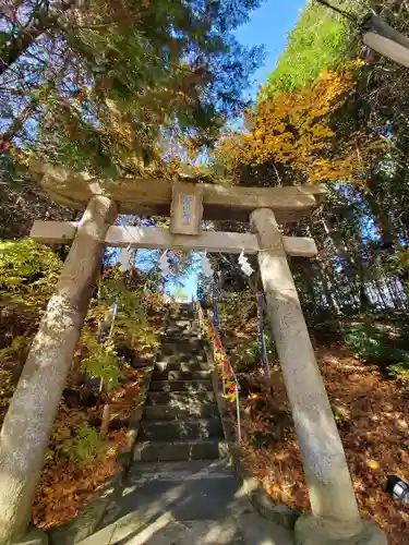 滑川神社 - 仕事と子どもの守り神の鳥居