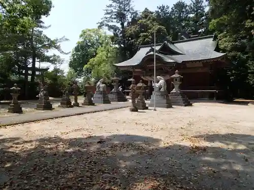 天萬神社の狛犬