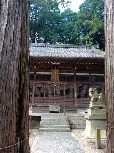宇賀神社の本殿・本堂